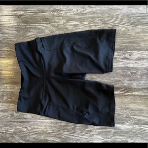 Old Navy Active - M - Powersoft Biker Shorts - Only worn once!